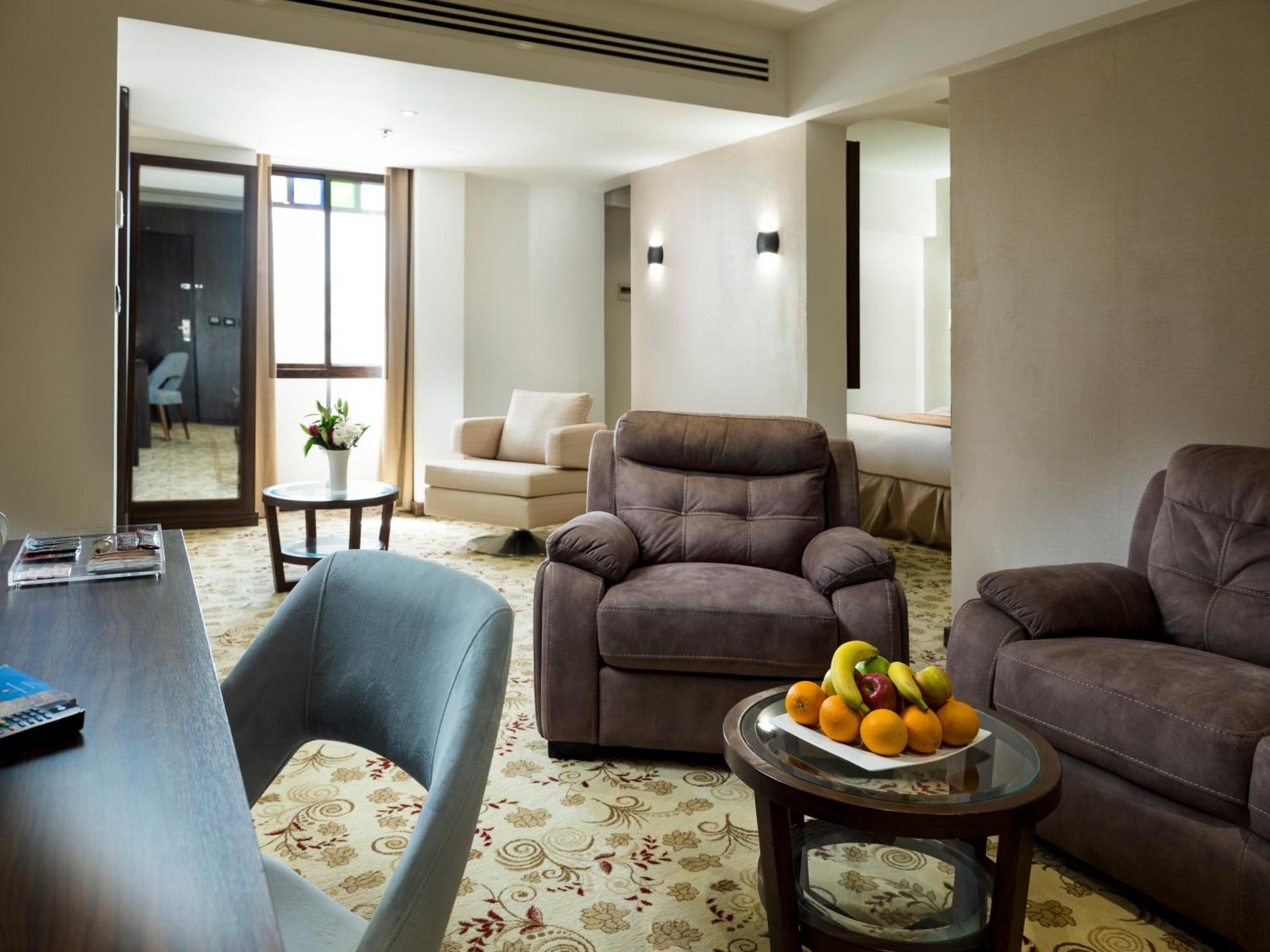 Retaj Inn Al Wakrah Exteriör bild
